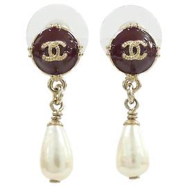Brincos Pendentes Chanel em Bordeaux, Gold e White Branco Dourado Bordeaux