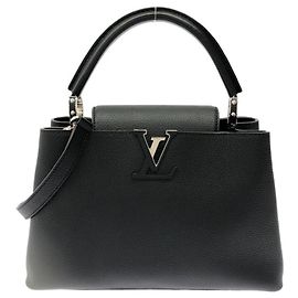 Borsa Louis Vuitton Capucines MM Nero