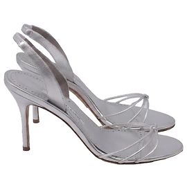 Sandali slingback Manolo Blahnik Sareta in pelle argento Argento Metallico