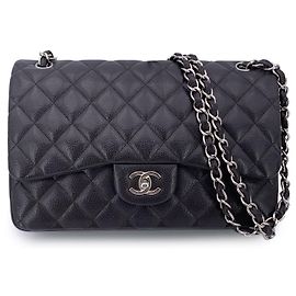 Bolsa de Ombro em Couro Chanel Timeless/Classique Marrom