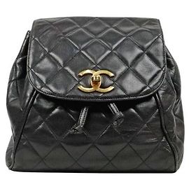 Chanel Gesteppter Rucksack in Schwarz Schwarz