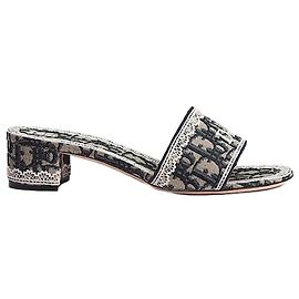Dior Dante Hill Slide Blue Oblique Embroidered Cotton White Lace Blau