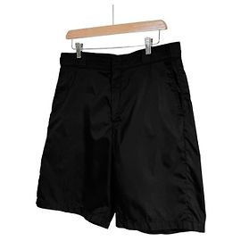 Prada Bermudas Re-Nylon con logotipo triangular para hombre - Negro Negro