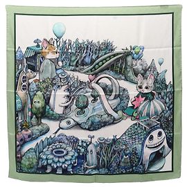 Lenço de seda Gucci x Yuko Higuchi com padrão GG Multicor Verde