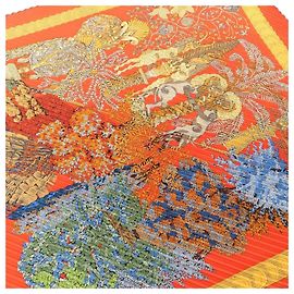 Hermès Lenço Hermes Carre Plissé Les Legendes de l'Arbre Vermelho Multicor