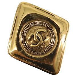 CHANEL Brosche Metall Goldfarben CC Auth bs36545 Andere