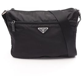 Borsa a tracolla Prada in nylon Saffiano nero Nero