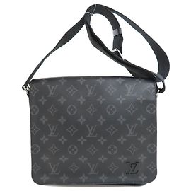 Borsa a tracolla Louis Vuitton Monogram Eclipse District PM Nero