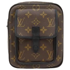 Louis Vuitton Brown Monogram Macassar Christopher Wearable Outro