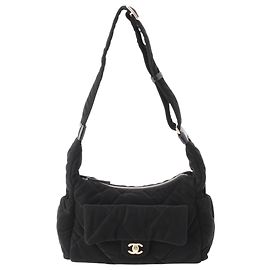 Bolsa Bowling Chanel em nylon com efeito de veludo acolchoado Large CC Preta Preto