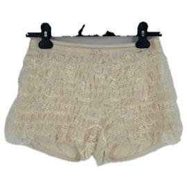 Autre Marque Short écru avec dentelle Beige