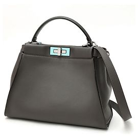Bolsa de Ombro Fendi Peekaboo Regular Marrom