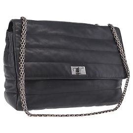 Borsa a tracolla CHANEL Chain Matelasse 2.55 in pelle d'agnello nera con CC argento Auth 195955A Nero Argento