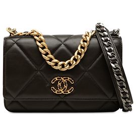 Bolsa Chanel 19 Wallet on Chain em pele de cordeiro acolchoada castanha Marrom