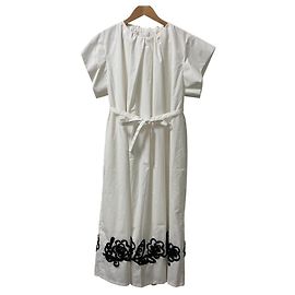 Autre Marque PANORMO ANDANTE KLEID
Langes Kleid Weiß Andere