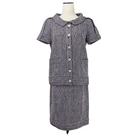 Conjunto de Tweed Chanel Púrpura