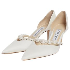 Jimmy Choo Saltos de cetim creme com pérolas - size EU 37 (UK 4) Cru