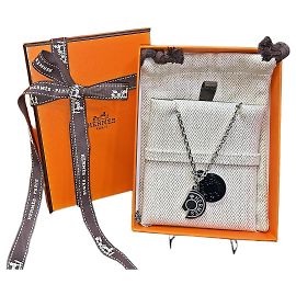 Hermès Colar de prata logo Half Moon stamp: Laranja