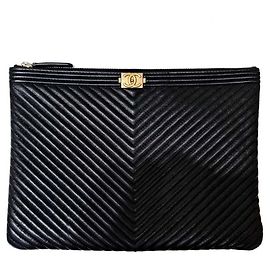 Chanel Boy Clutch New Medium in nappa chevron Nero