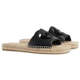 Gucci Interlocking Cutout Slide Sandals Black