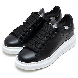 Alexander Mcqueen Sneakers Oversole da donna Nero