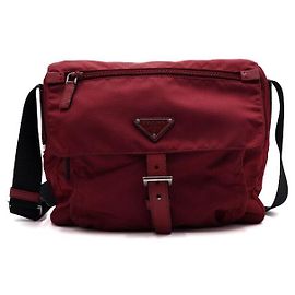 Prada Borsa a spalla e borsa a tracolla in nylon Tessuto Pocono rossa Rosso