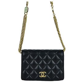 Chanel Borsa a tracolla con patta e catena Multicolore