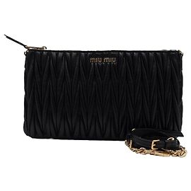 Miu Miu Bolsa de Ombro e Clutch Matelasse com Corrente Preta Preto