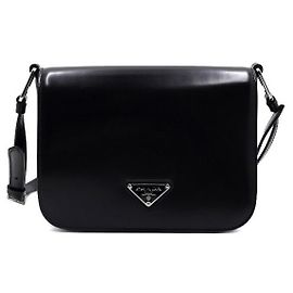 Prada Bolsa de ombro com aba e bolsa transversal em couro escovado preto Preto
