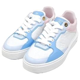 Louis Vuitton Monogram Multi Timeout Sneaker Silber