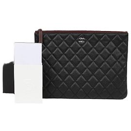 Chanel Caviar Classic New Medium Clutch Black