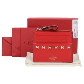 Tarjetero Valentino Rockstud Rojo de Piel Roja