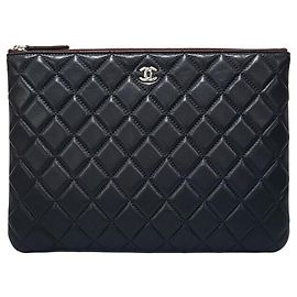 Chanel Clutch Classic New Medium Lambskin Silver Series Nero
