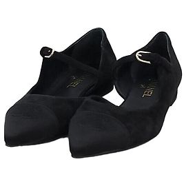 Chanel Scarpe basse Mary Jane in camoscio nero Nero