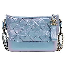Chanel Kleine Gabriel Hobo-Tasche irisierend Blau
