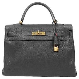 Hermès Schwarze Kelly Bag Square mit Stamp Schwarz