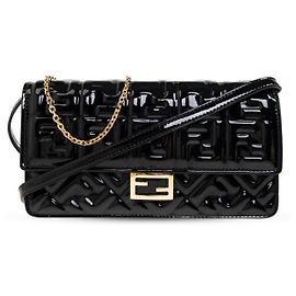 Fendi Bolsa Wallet On Chain em couro patente Preto