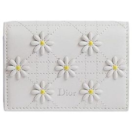 Dior Garden Bloom Card Holder White Daisy Embroidery Cannage Lambskin Black