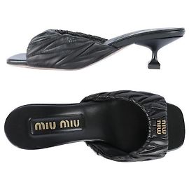 Miu Miu Sandali Matelassé Logo Black Nero