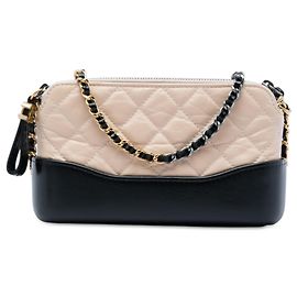 Clutch Gabrielle Double Zip com Corrente em Bezerro Envelhecido Bicolor Bege Chanel Bege