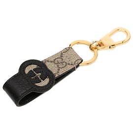 Gucci Beige GG Supreme e couro de bezerro Interlocking G Bag Charm e chaveiro Bege