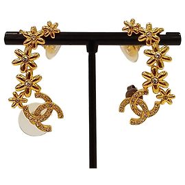 Boucles d'oreilles CHANEL I23A Coco Mark Flower Motif Doré