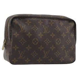 LOUIS VUITTON Monogram Trousse Toilette 23 Clutch Bag M47524 LV Auth 195063 Monogramma