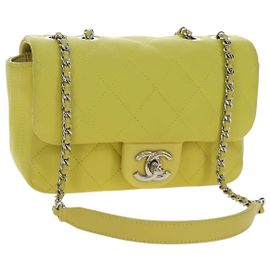 Borsa a tracolla CHANEL Matelasse 20 in pelle gialla con catena e CC argento Auth 195108M Argento Giallo