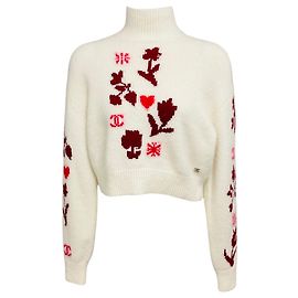 Chanel Intarsia-Kaschmir-Strickpullover in Elfenbein / Rot / Burgunderrot mit Kristall-CC-Logo Beige