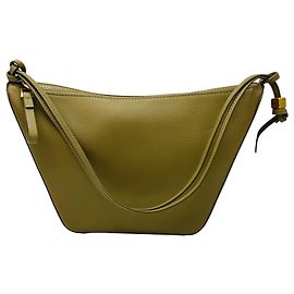 Bolsa Hobo Mini Hammock em pele de vitelo clássica Loewe Light Green / Putty Verde