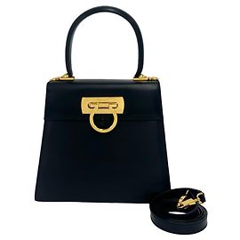 Salvatore Ferragamo Gancini Hardware Leather 2-way Shoulder Bag Black