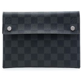 Louis Vuitton Black Damier Graphite Alpha Pochette MM Noir