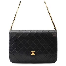 Bolsa de Ombro com Corrente Chanel Matelassé Preto