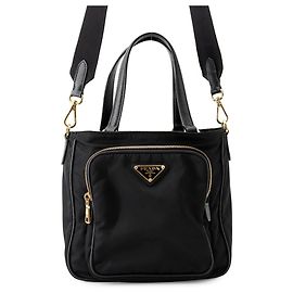 Prada Triangle Nylon Handtasche Schwarz